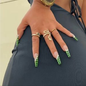 NEW: Retro Green Crocodile Print Long Length Coffin Press On Nails